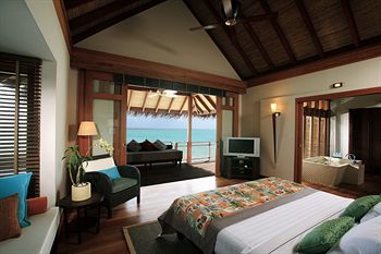 Lux Maldives Resort