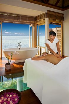 Lux Maldives Massage